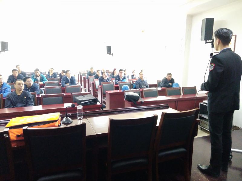 
				   
					黃河同力組織開展2019年消防安全、職業(yè)衛(wèi)生及廠區(qū)雙重預(yù)防體系建設(shè)知識(shí)培訓(xùn)
				 